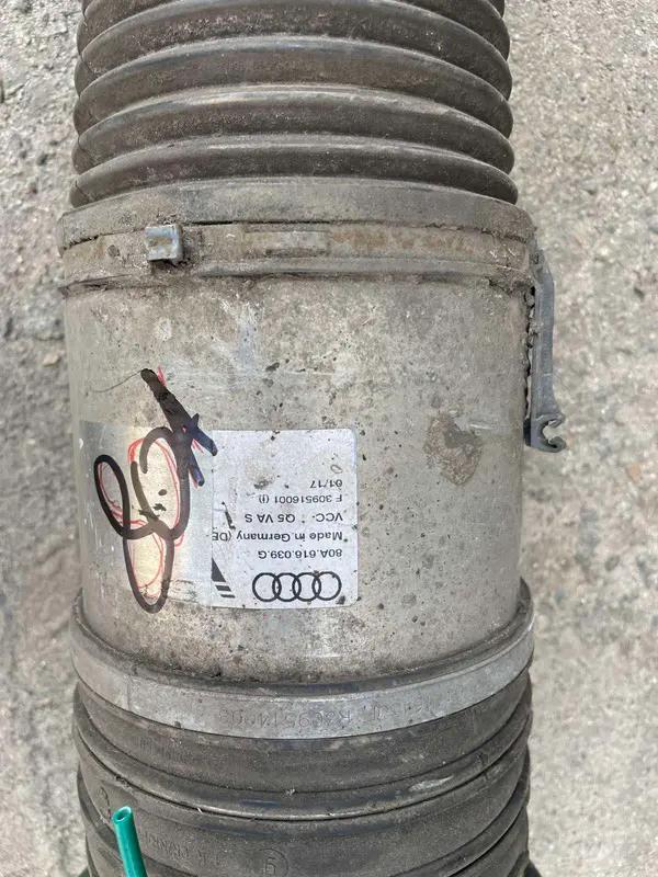 амортизатор передній