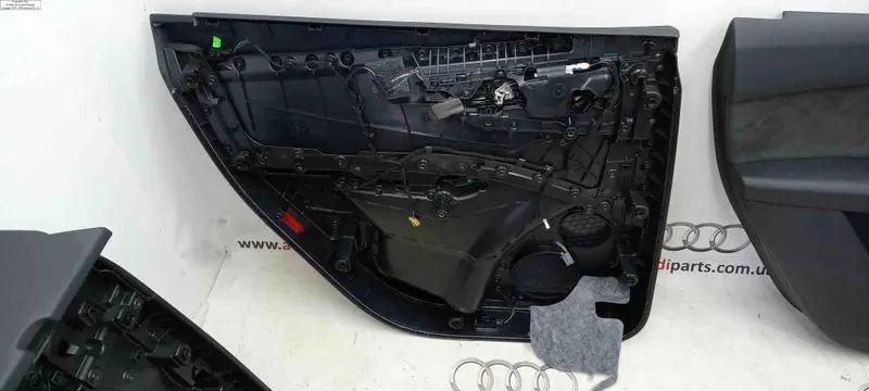 комплект дверних карт q7 4m
