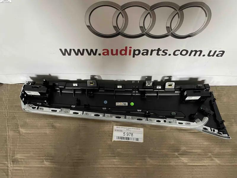 декор приборної панелі a8 d5