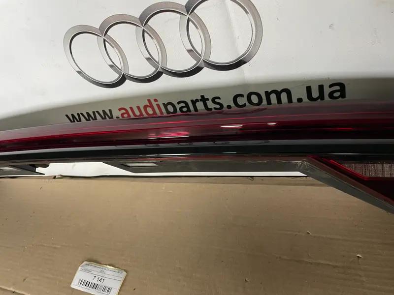 ліхтар центральний a8 s8 d5 oled рест usa