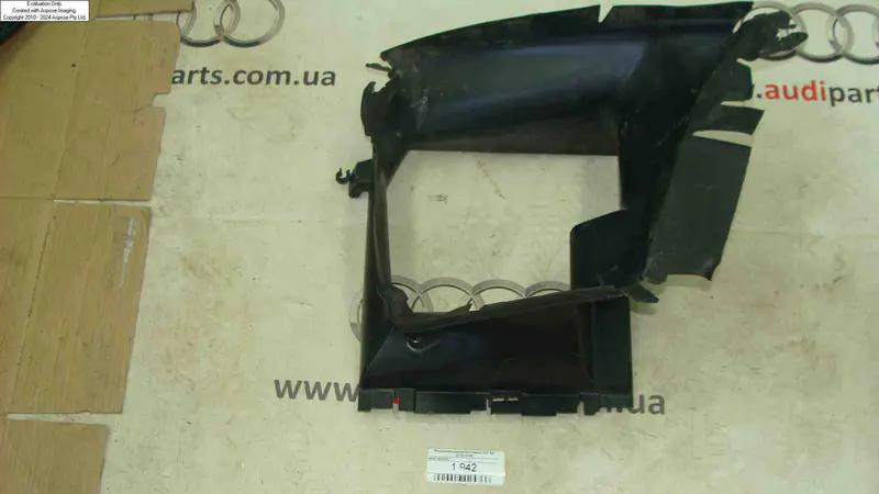 повітровід радіатора лівий