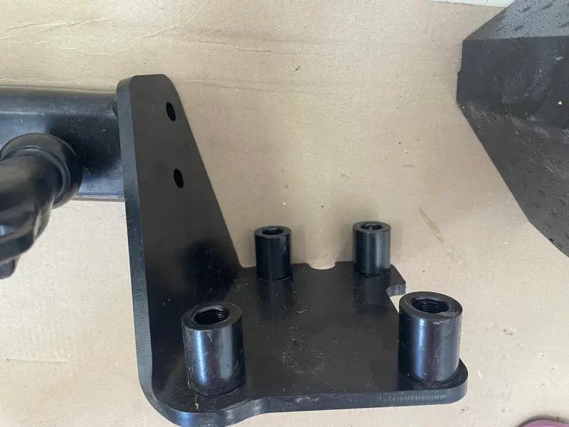 фаркоп електричний  q8
